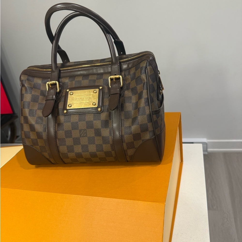 Robert Louis Brown Checkered Handbag